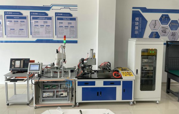 ͨ�ÙC(j��)��O(sh��)�䰲�b�c�{(di��o)ԇ�C�ό�(sh��)Ӗ(x��n)