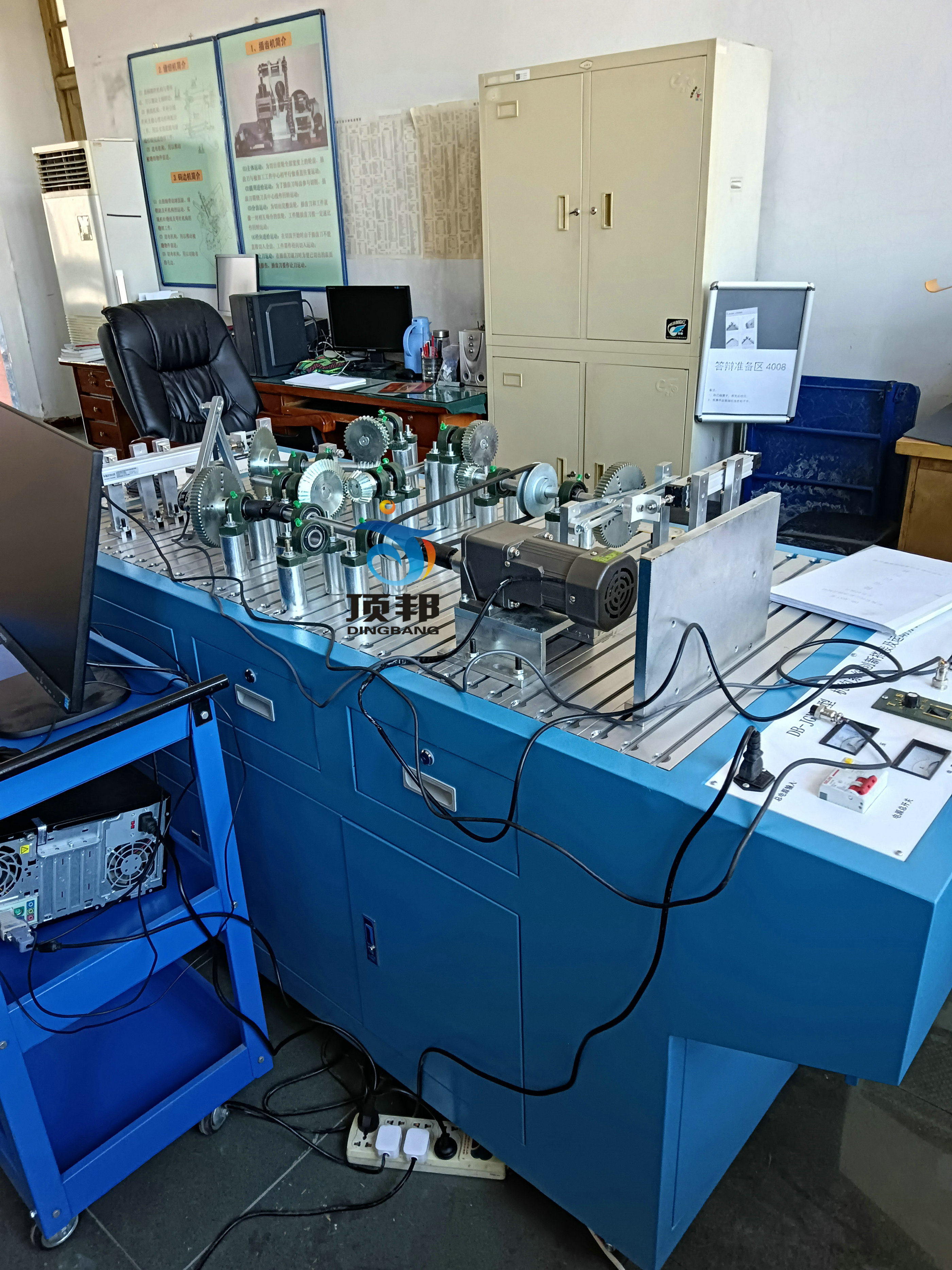 機(jī)構(gòu)系統(tǒng)搭接與測試實(shí)驗(yàn)臺(tái)