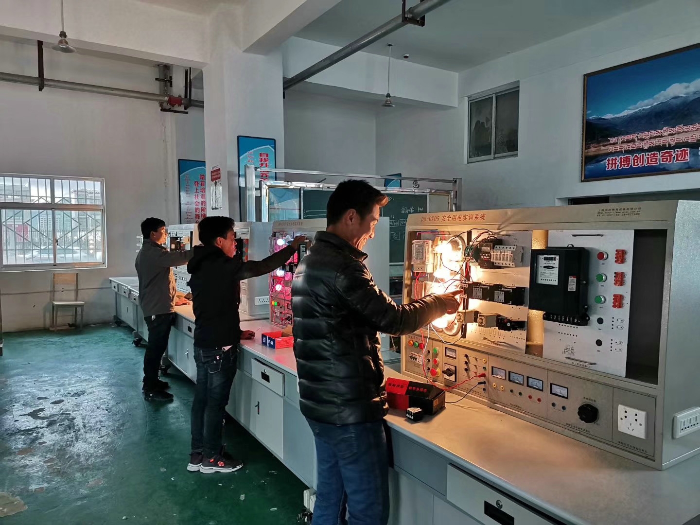 ��ȫ��늌�Ӗ(x��n)�b��