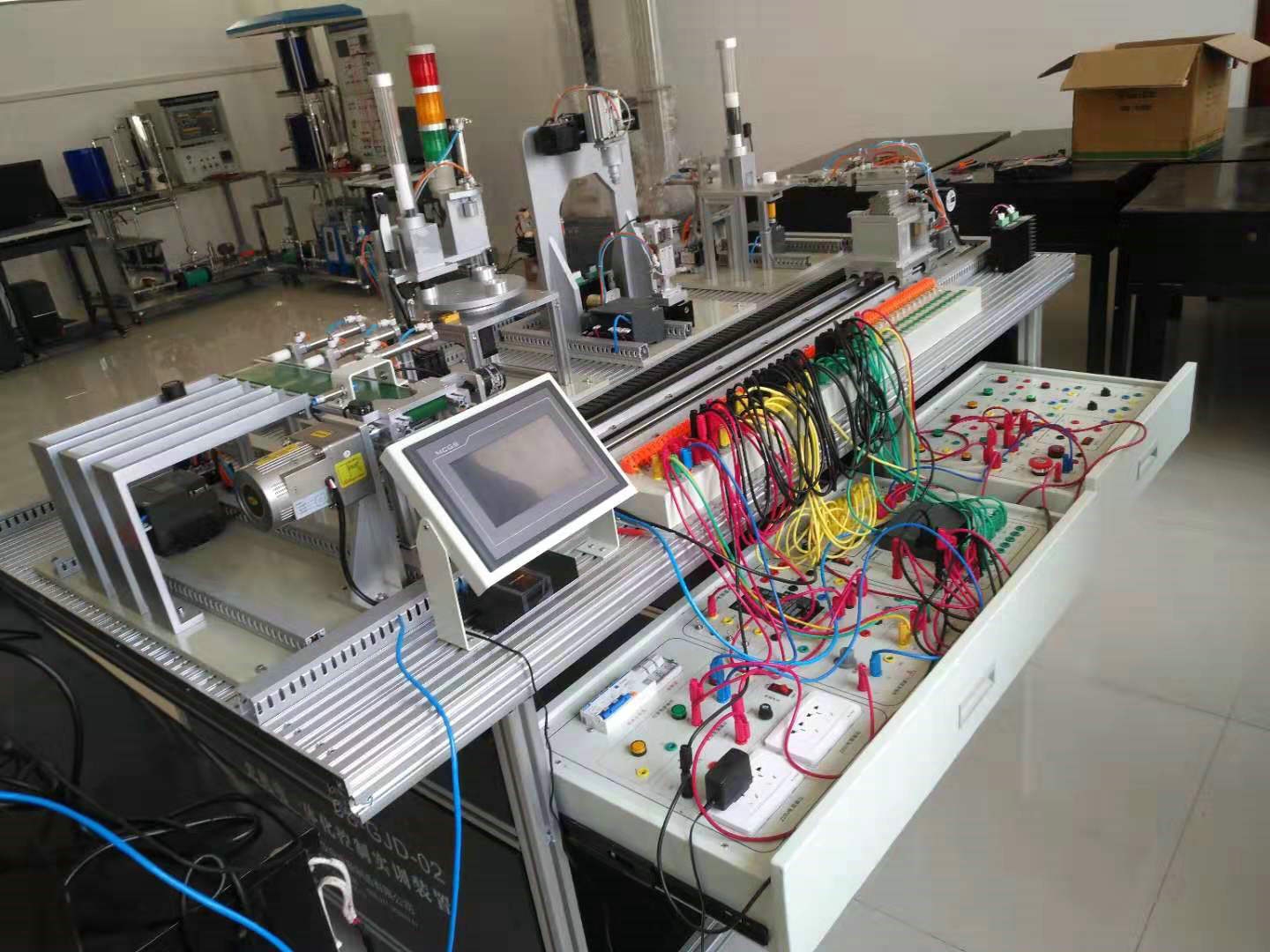 ��C(j��)�һ�w�����ƌ�(sh��)Ӗ(x��n)�O(sh��)��