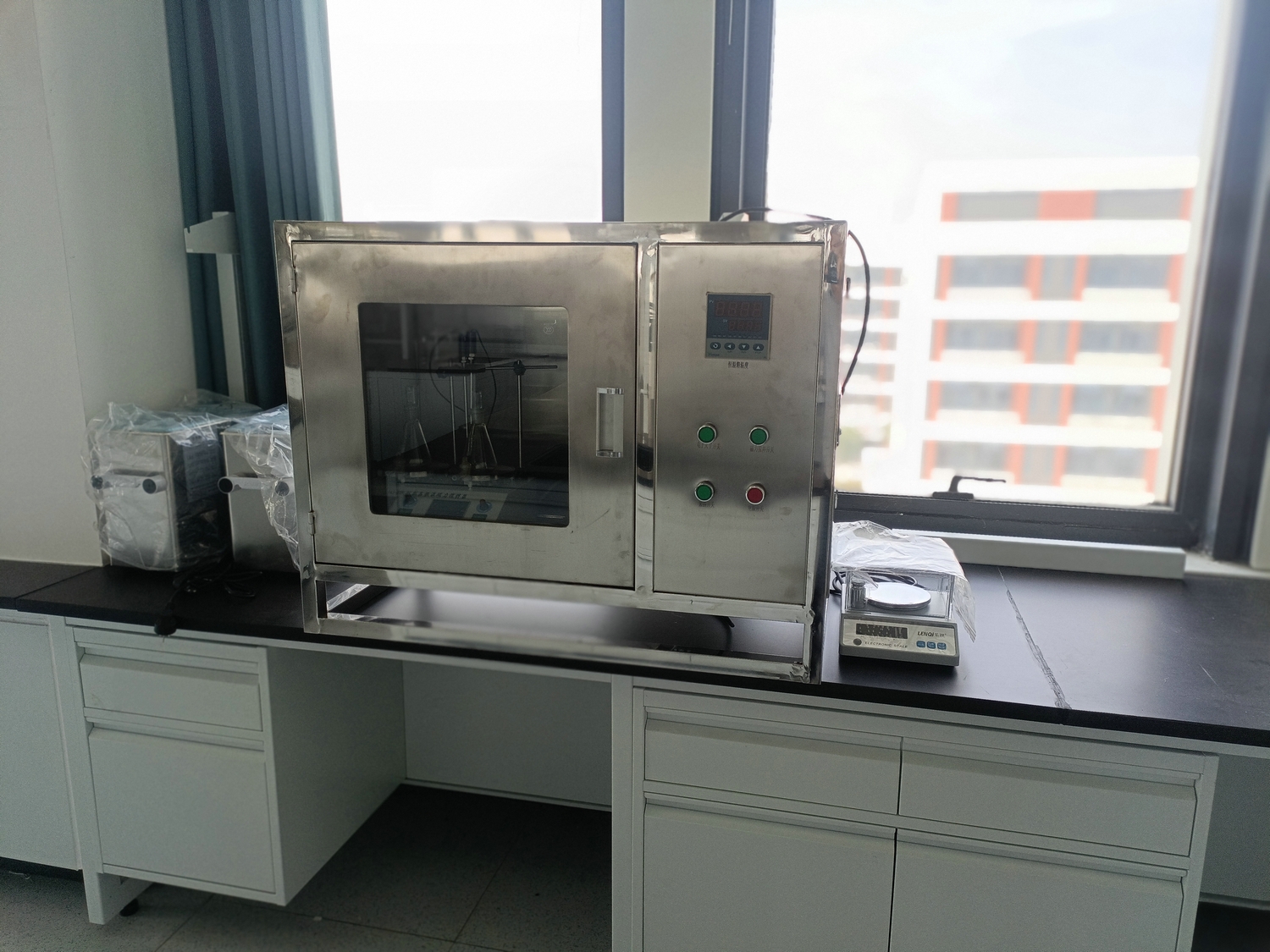 ��ԪҺ-Һƽ�┵(sh��)��(j��)�y������b��