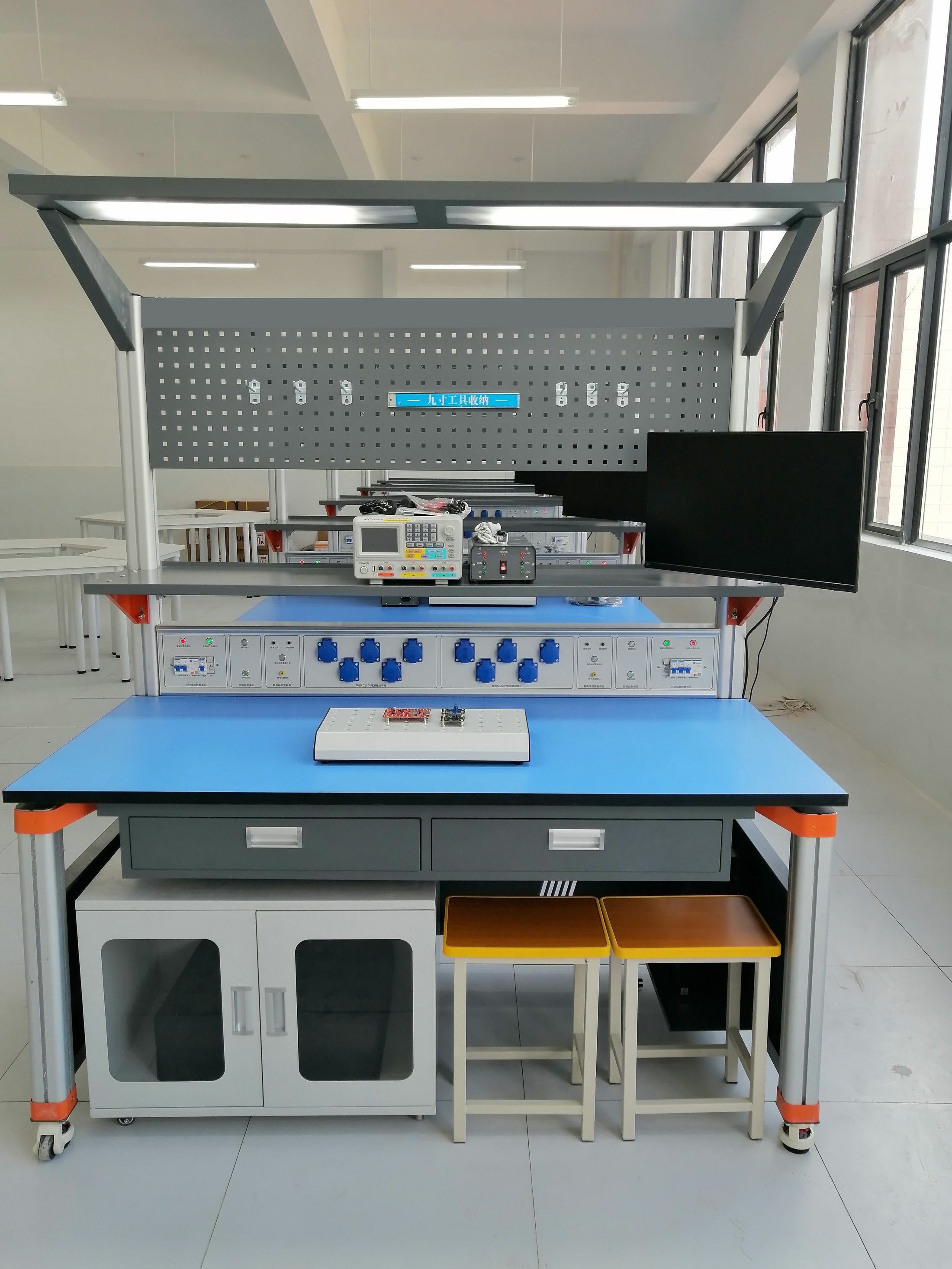 ��Ӽ��g(sh��)��(chu��ng)��(sh��)Ӗ(x��n)�b��