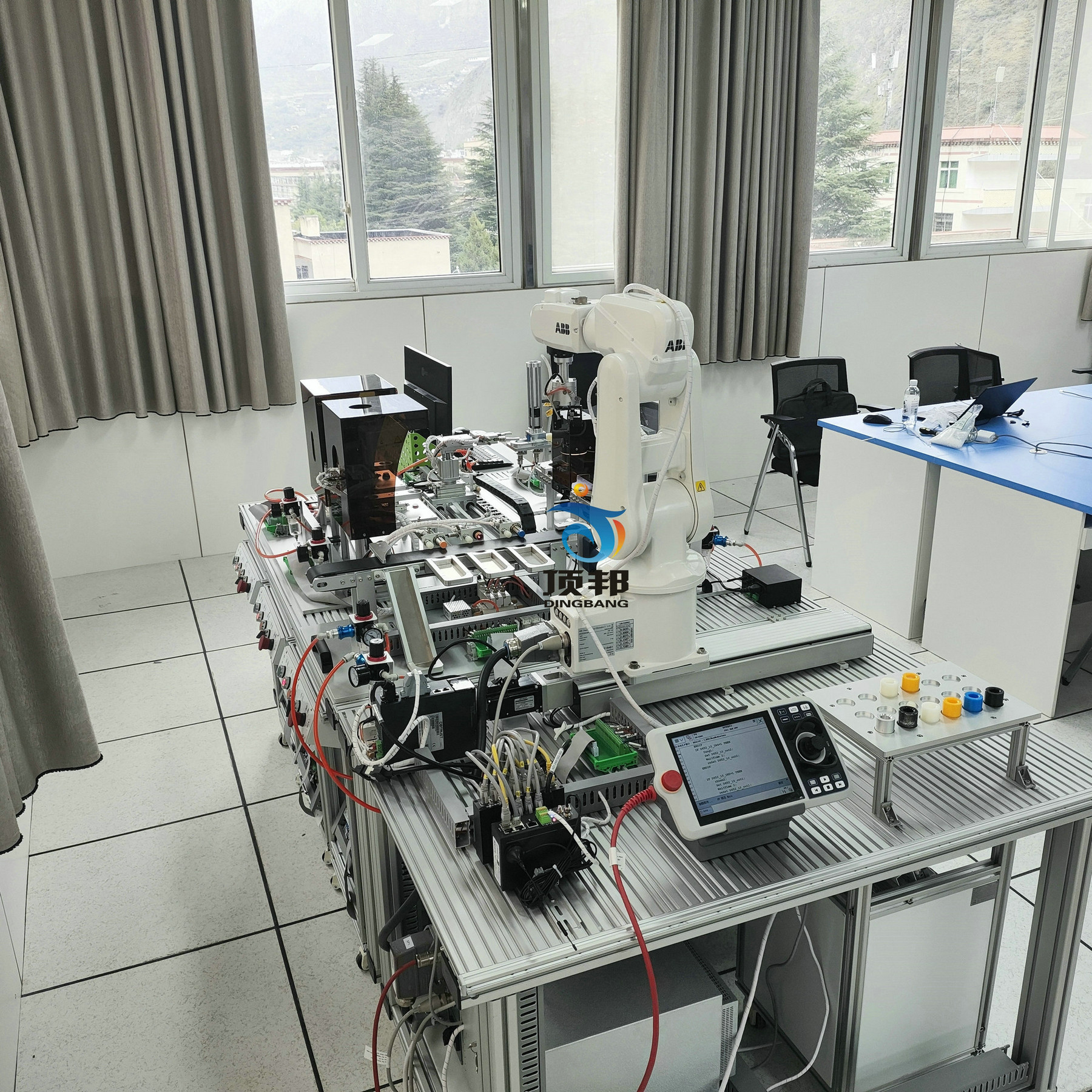 ���ܹ��I(y��)�C���ˌ�Ӗ(x��n)ƽ�_