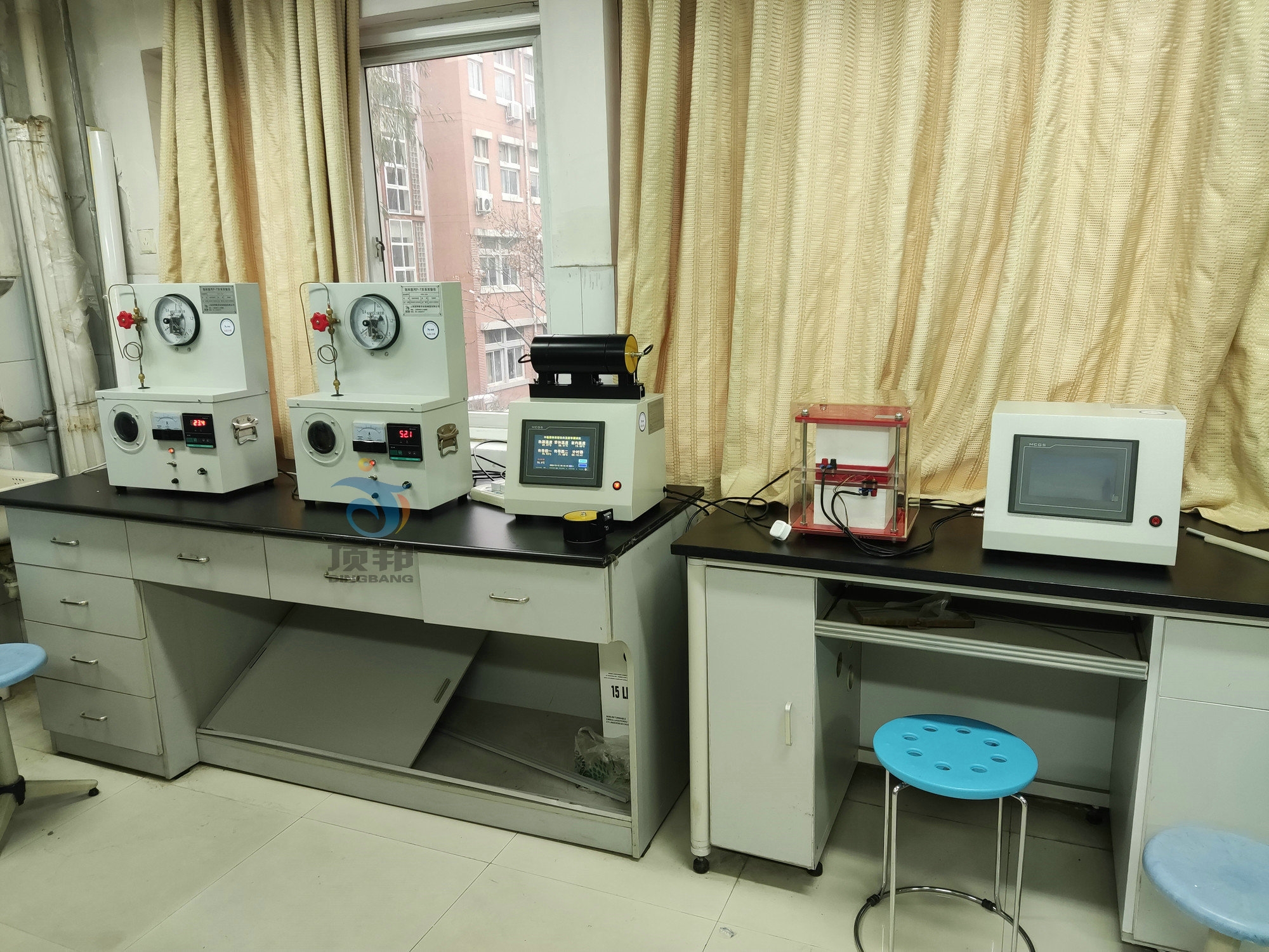 �����P-T�Pϵ���x